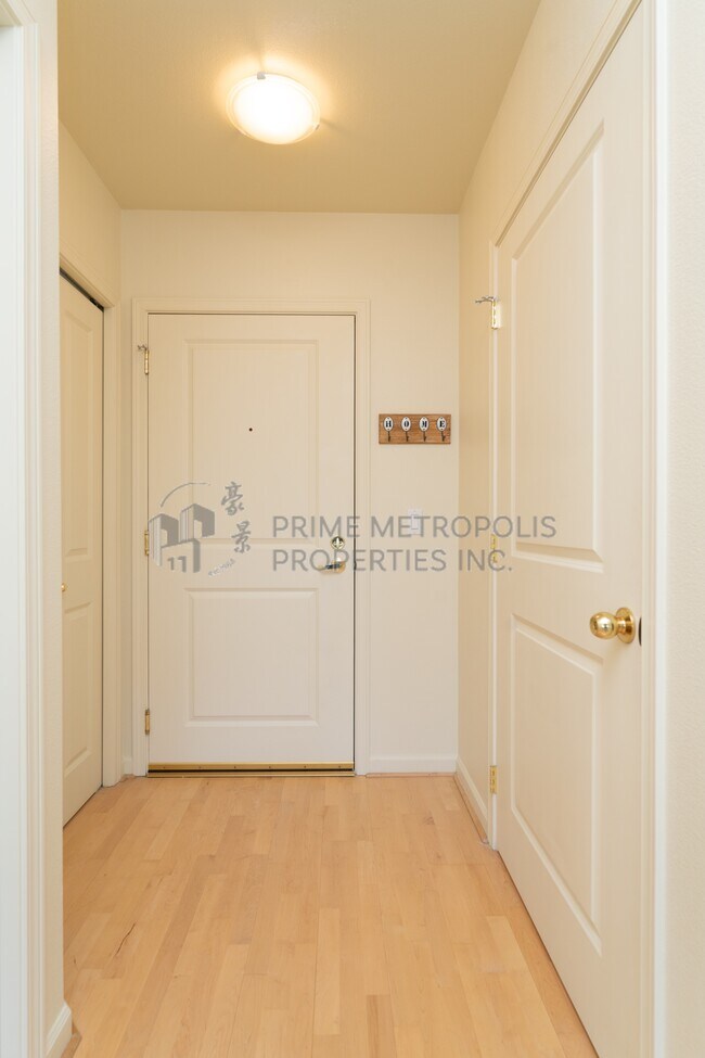 Photo - 1525 NW 57th St