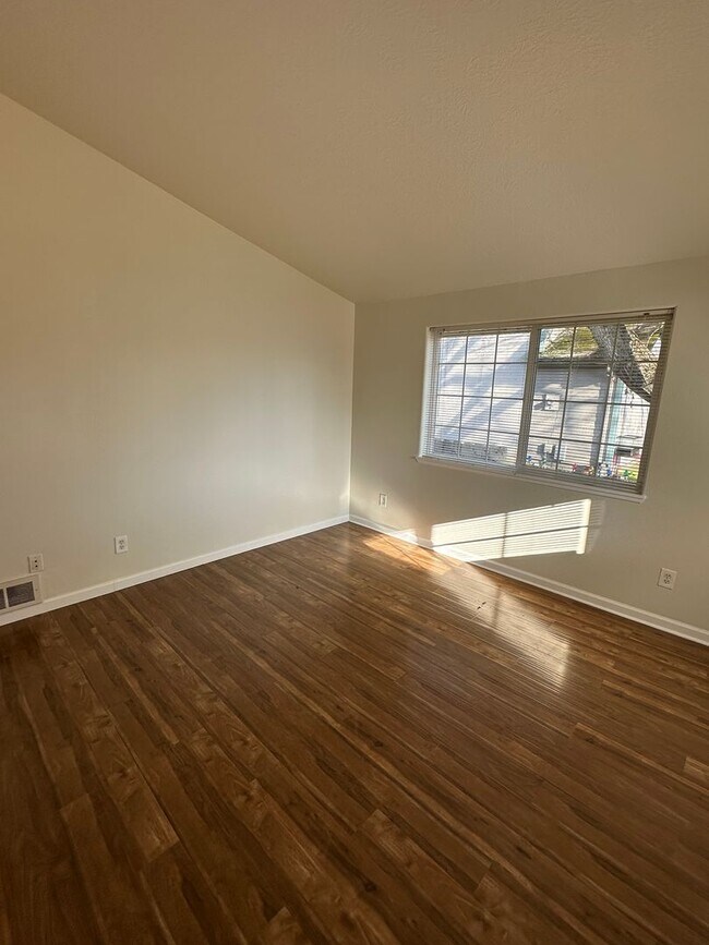 Photo - 1/2 Off 2nd Months' Rent