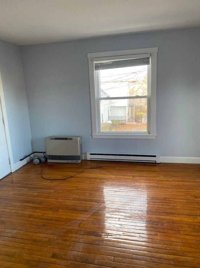 Photo - 68 B St Apartment