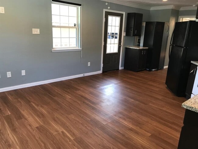 Photo - 6518 Colony Ln