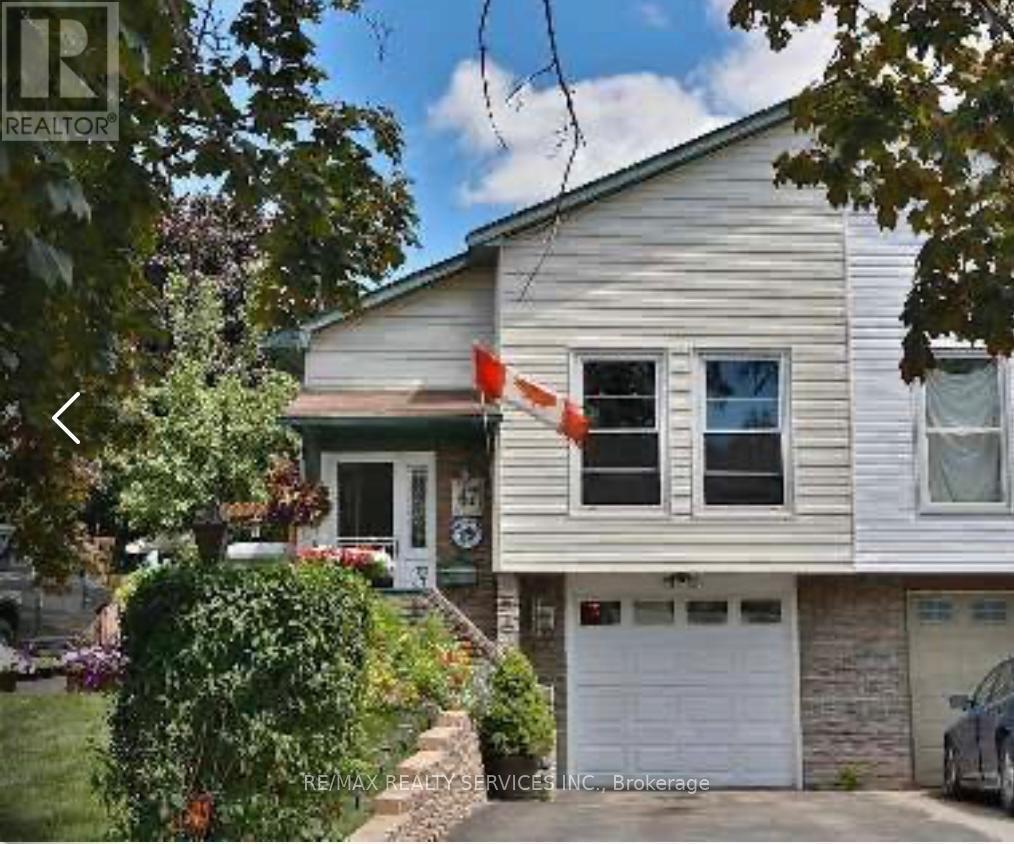 Photo - 47 Nancy McCredie Dr