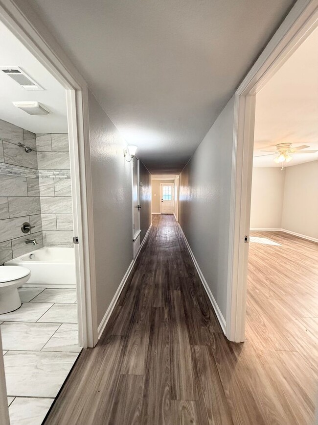 Photo - 3711 Bowers St