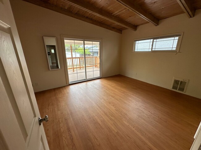 Photo - 2 bedroom 1.5 bath house