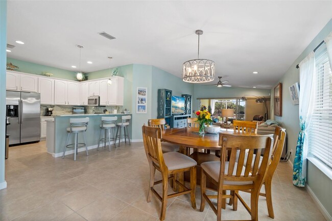 Building Photo - 2121 Burgos Dr