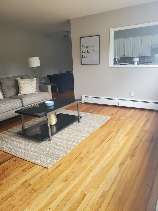 Royal Cove at Poughkeepsie Apartments Poughkeepsie, NY