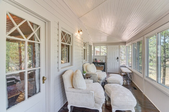 Photo - 28548 Park Ave Unit ID1385680P