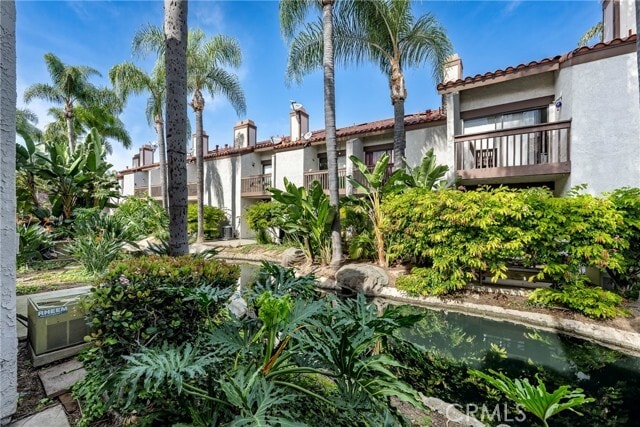 Photo - 363 Molokai Dr