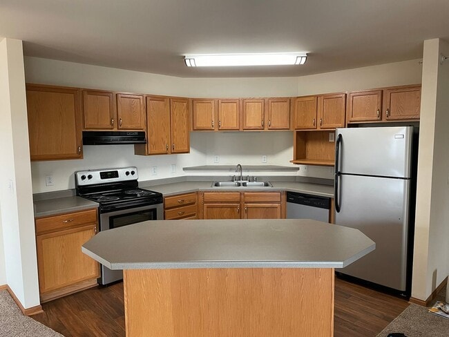 Photo - Door Creek Apartments