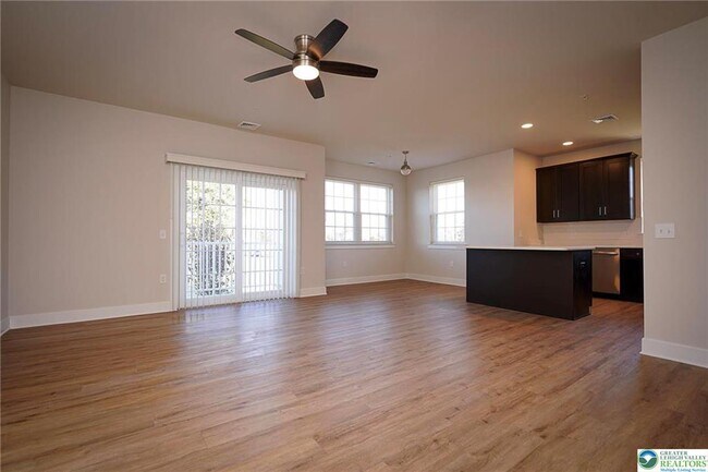 Photo - 1763 Madison Ave Unit 201