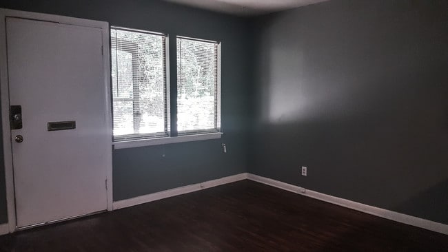 Photo - Oakwood Place Apartments
