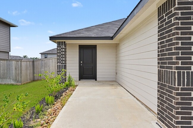 Photo - 40839 Hawthorne Glades St