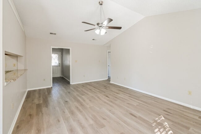 Photo - 7184 Brandee Dr