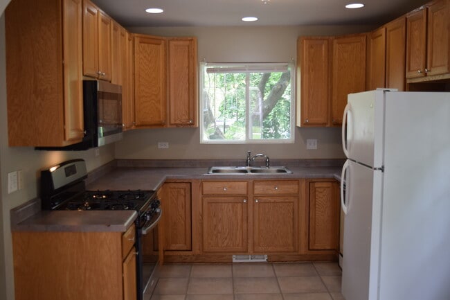 Photo - 764 Buckeye St