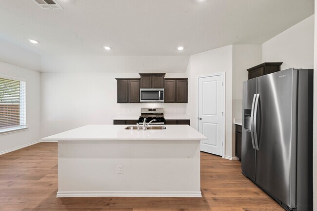 Photo - 2313 Montgomery St