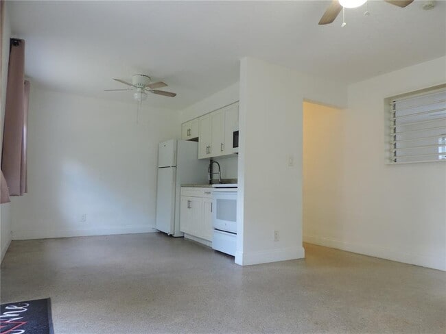 Photo - 111 Charley Ave Apartments Unit 2