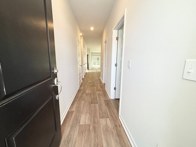 Photo - ABSOLUTELY BEAUTIFUL BRAND-NEW BUILD TOWNHOME