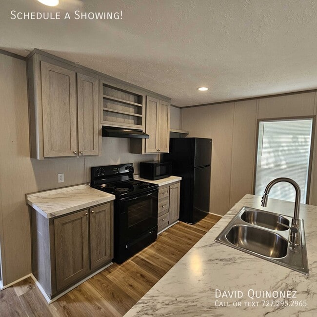 Photo - 5511 Squiredale-