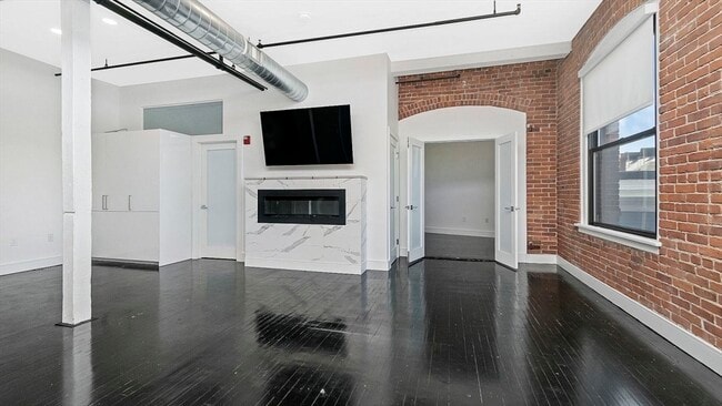 Photo - 244 Brighton Ave Unit 305
