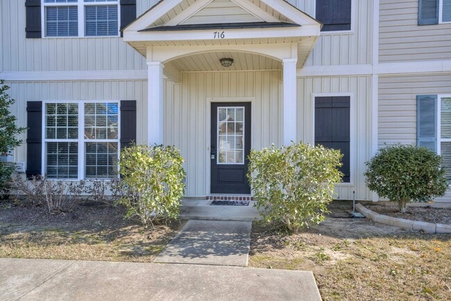 Photo - 716 Whispering Willow Way