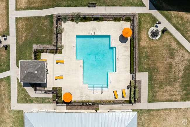 Aerial - Stallion Pointe