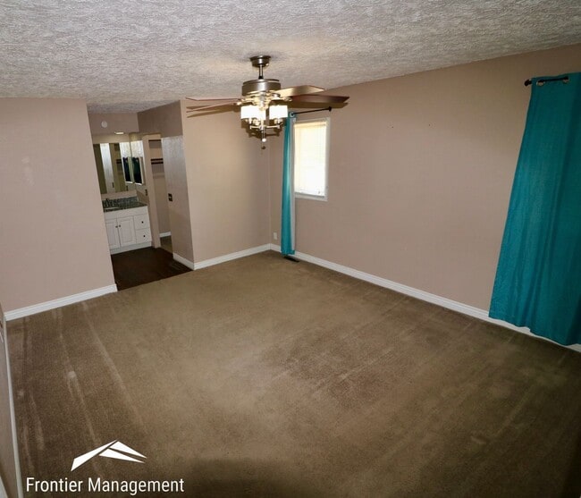 Photo - 2607 Rogers Blvd Unit 2607 Rogers - B