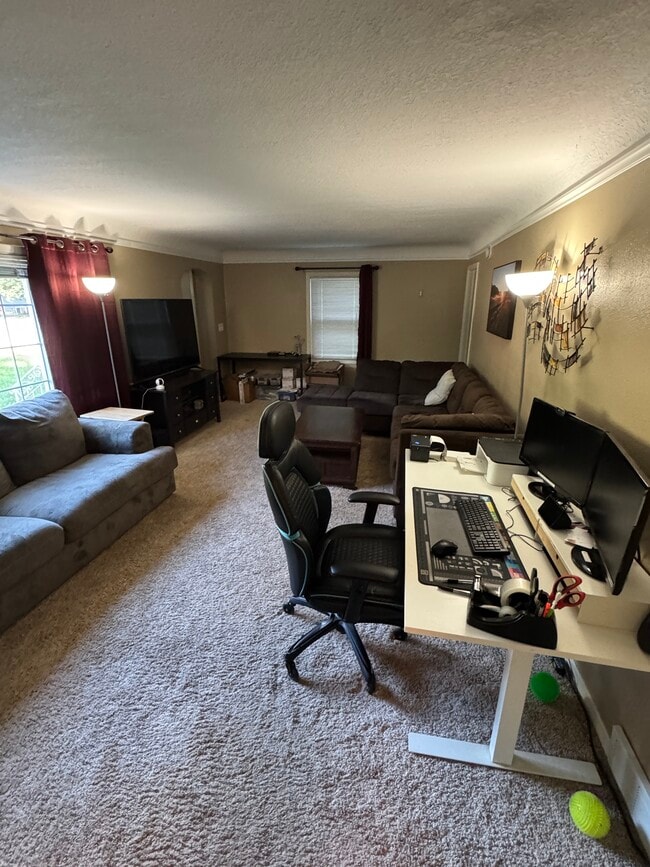 Gran sala de estar - 1542 3rd Ave