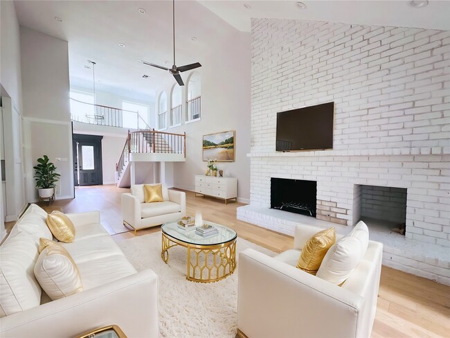 Photo - 3202 La Quinta Dr