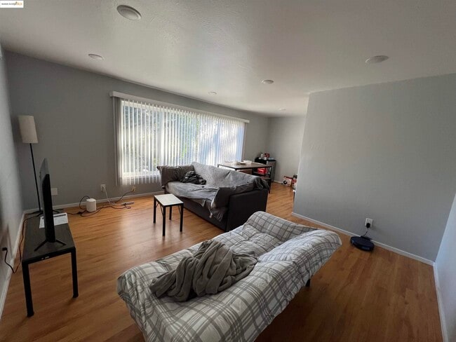 Photo - 2636 Warring St Apartment Unit 205