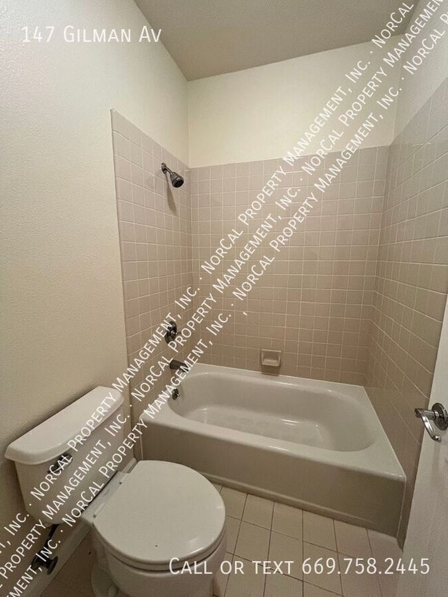 Photo - 147 Gilman Ave