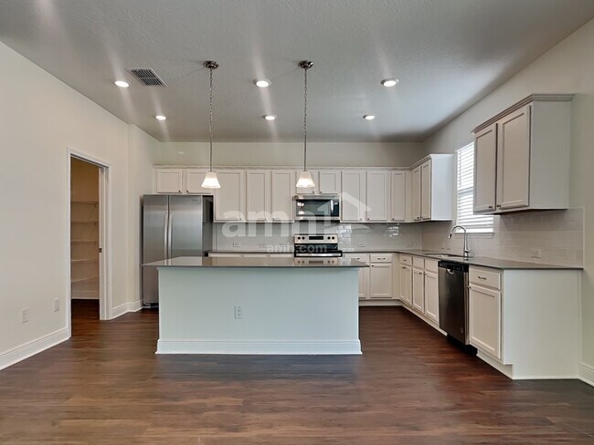 20557 Calla Lily Dr