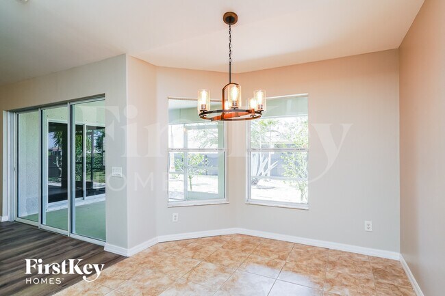 Photo - 4028 NE 10th Pl