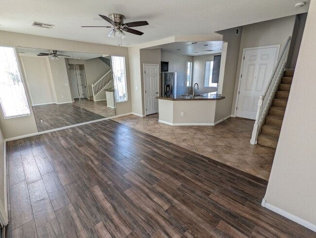 Photo - 7585 Aspen Color St