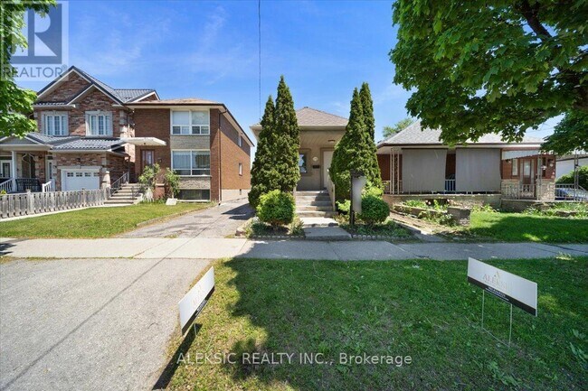 Photo - 179 THIRTIETH STREET