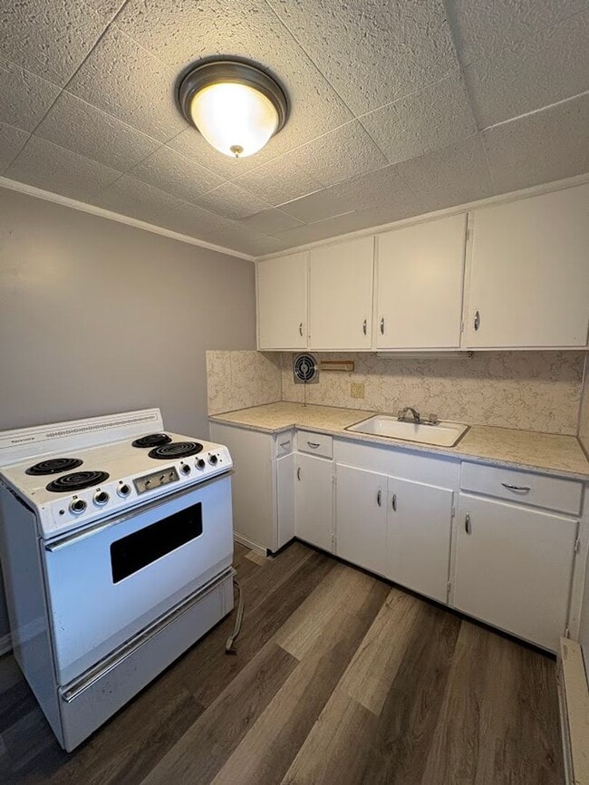 Photo - 1411 Spring Ave NE Apartamento Unidad 1411 Spring Ave NE - Floor 2