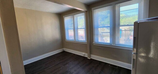 Photo - 1001 Castle Shannon Blvd Unit 1005 R