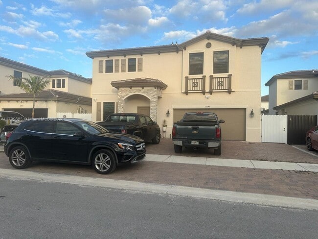 Building Photo - 22749 SW 131st Pl Unit 22749 Rental
