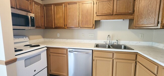 Photo - 5706 Chalmers Ct