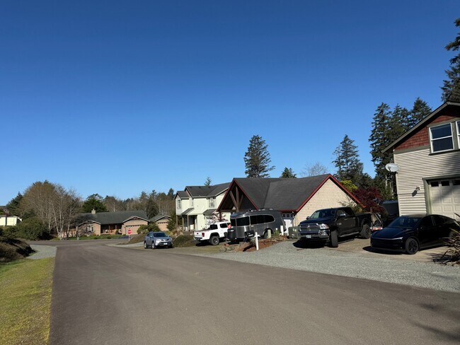 Photo - 1601 N 4th Ave