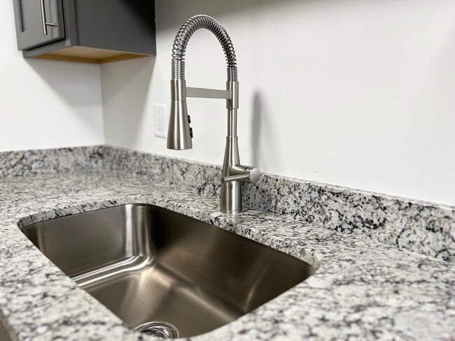 Photo - Sheraton Place Apartments