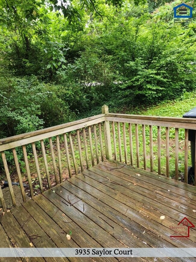 Photo - 3935 Saylor Ct