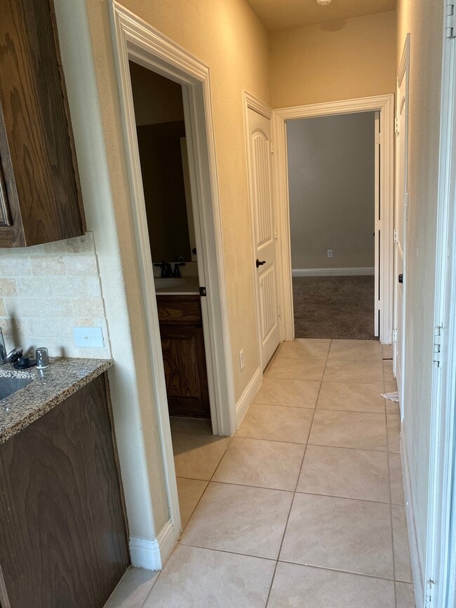 10508 Fort Davis Pl Unidad -