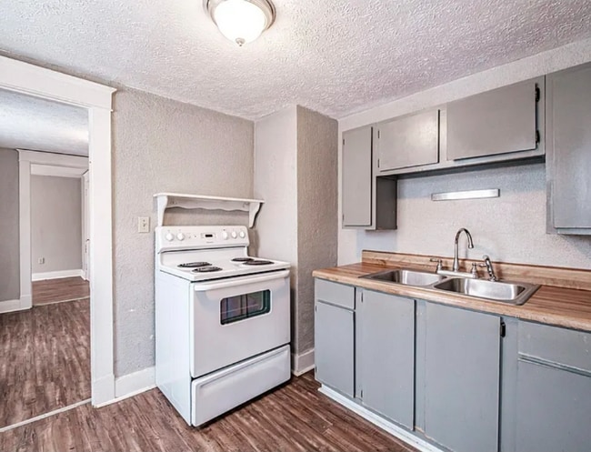 Photo - 42 Storer St Unit # 3