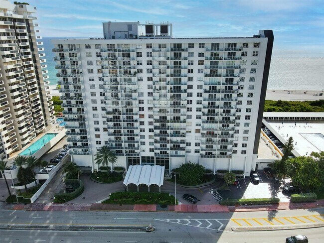 5701 Collins Ave Unit 803