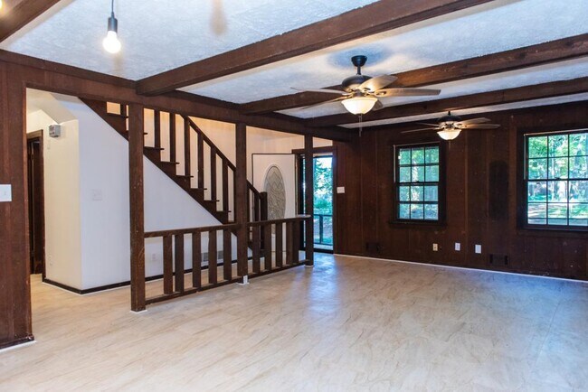 Photo - 8288 Webb Rd
