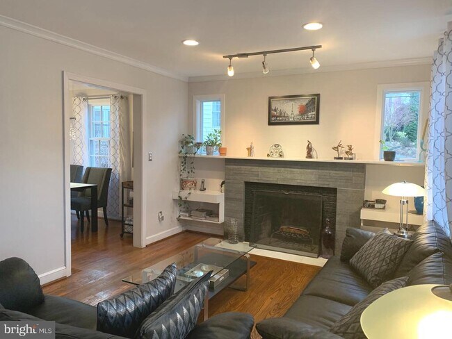 Photo - 4415 Fairfield Dr