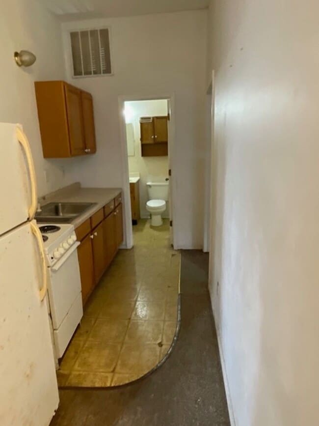 Photo - 404 Tinsley Ave Unit 2