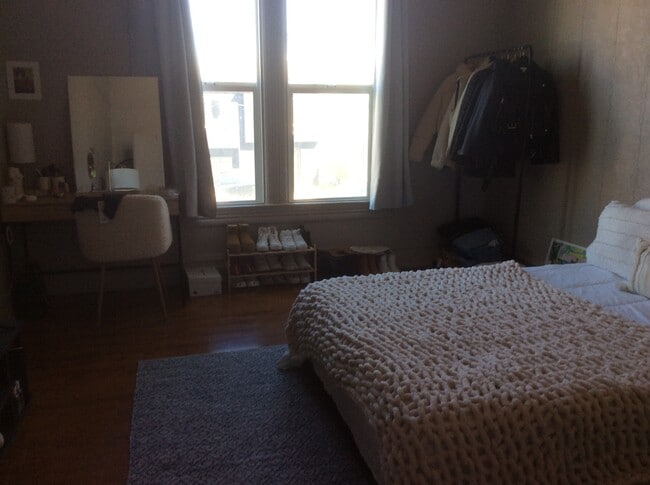 Photo - 2285 46th Ave