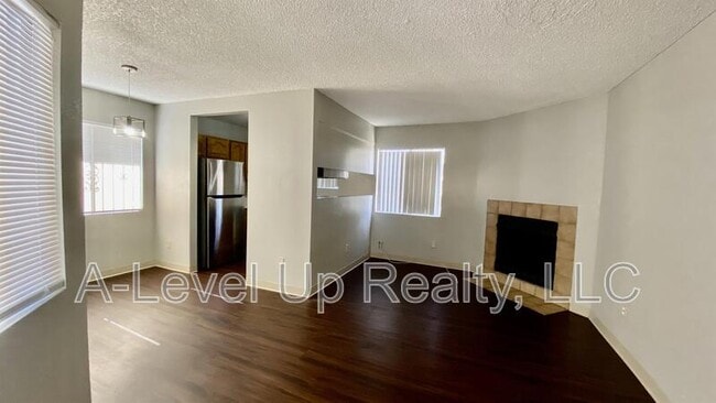 Photo - 232 W Laguna St