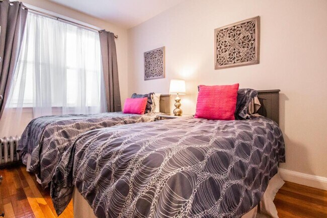 Photo - 2 bedroom in Brookline MA 02446 Unit 4