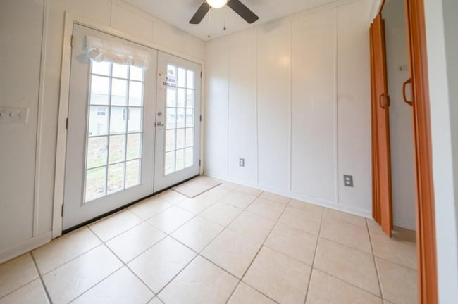 Photo - 1493 Old Chisholm Trail